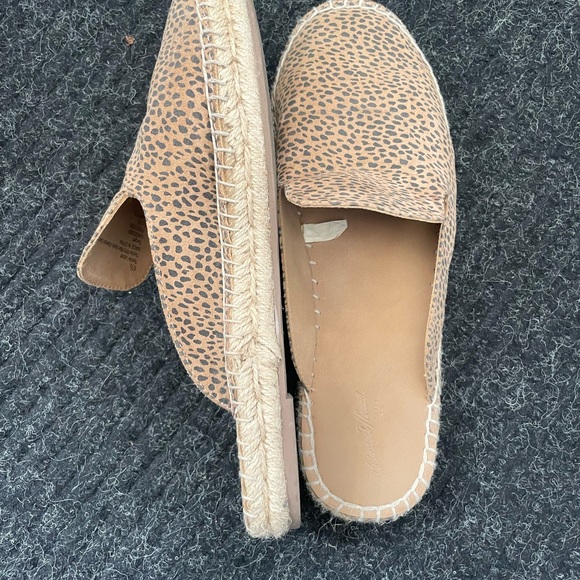 Target slip ons - Picture 3 of 3